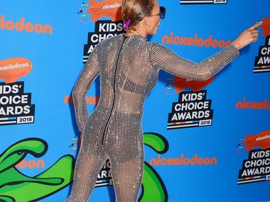 Slide image for gallery: 8305 | Мелани Би на церемонии Kids’ Choice Awards