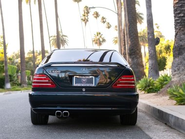 slide image for gallery: 26422 | Mercedes-Benz S600 Майкла Джордана