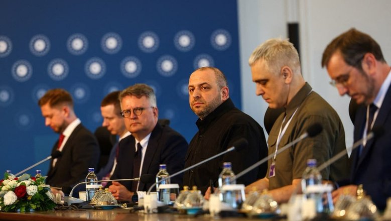Вскрылась позорная для украинцев правда о делегации Киева в Стамбуле