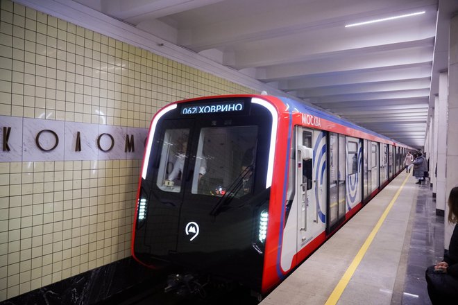 Новый поезд метро серии «Москва-2024» на зеленой ветке столичного метро Новый поезд метро серии «Москва-2024» на зеленой ветке столичного метро