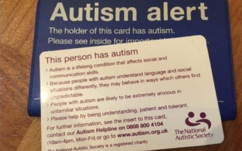 Карточка человека с аутизмом (обратная сторона)