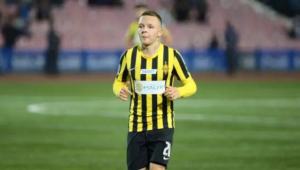 «Кайрат» объявил об уходе российского полузащитника в клуб Бердыева