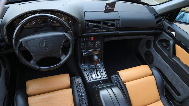 Mercedes-Benz W140