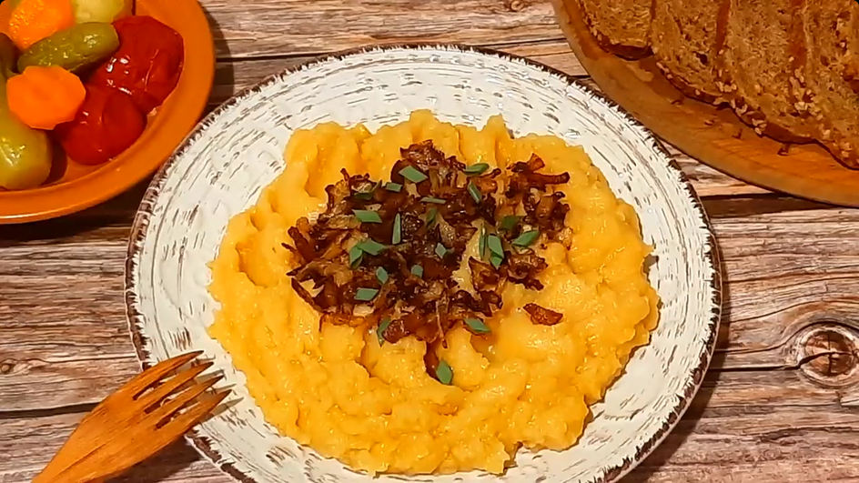 Гороховая каша с копченостями. Гороховая каша с копченостями.
