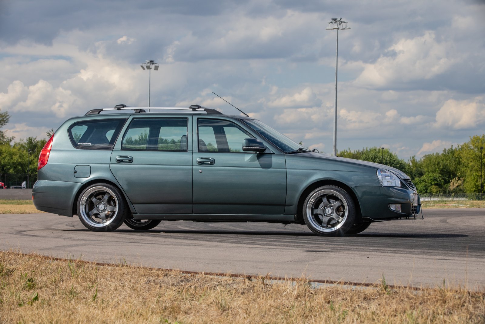 Тюнинг Lada (ВАЗ) Granta FL Cross (Универсал) - Купить внешний тюнинг с доставкой в Москве