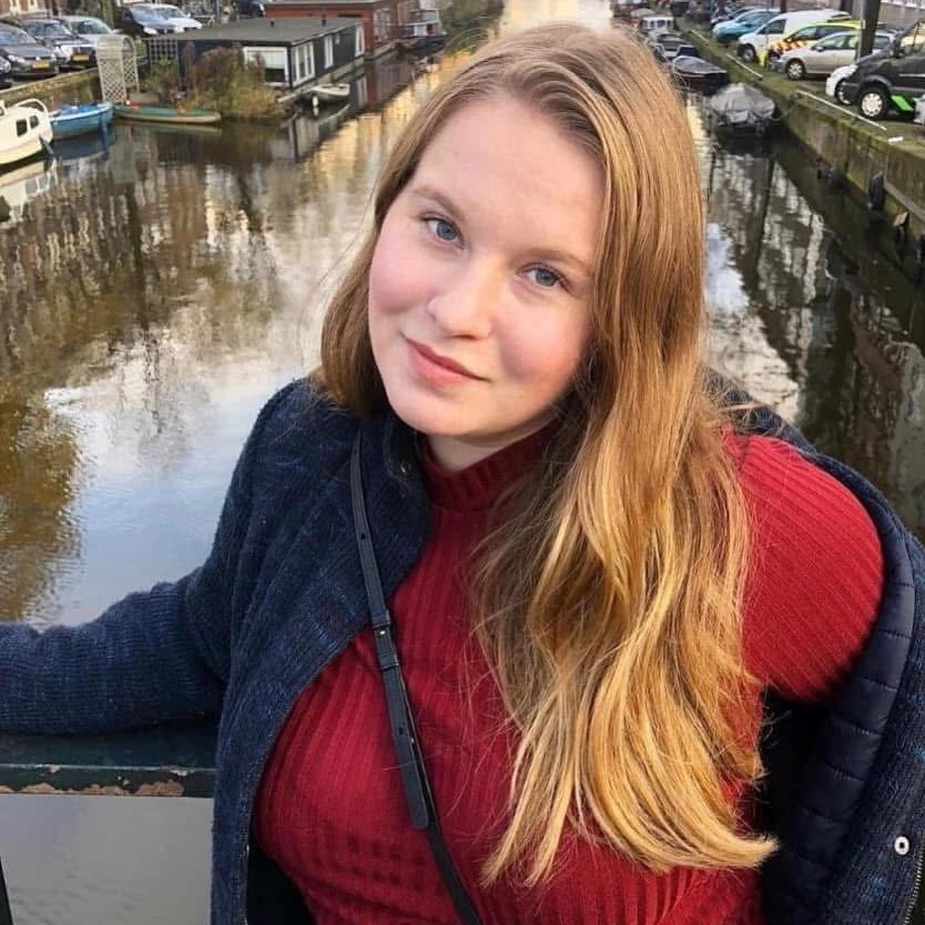 Дочь Леонида Агутина Полина Дочь Леонида Агутина Полина