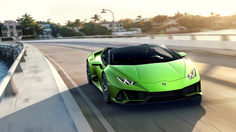 slide image for gallery: 27817 | Lamborghini Huracán EVO Spyder
