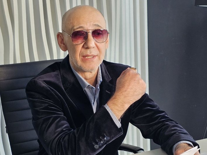Роман Цветков, психолог и регрессолог Роман Цветков, психолог и регрессолог