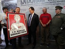 Съемочная команда «Батальона смерти» Съемочная команда «Батальона смерти»