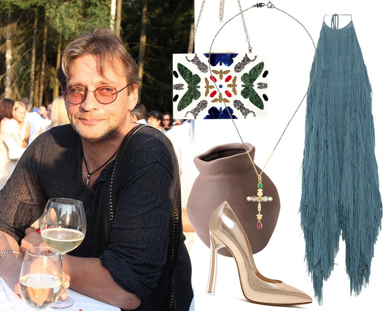 Сумка TERVOLINA; платье Zara; ожерелье Tous; горшок (в качестве подарка) Ikea; туфли CASADEI
