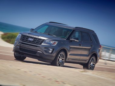 slide image for gallery: 19444 | Ford Explorer Sport