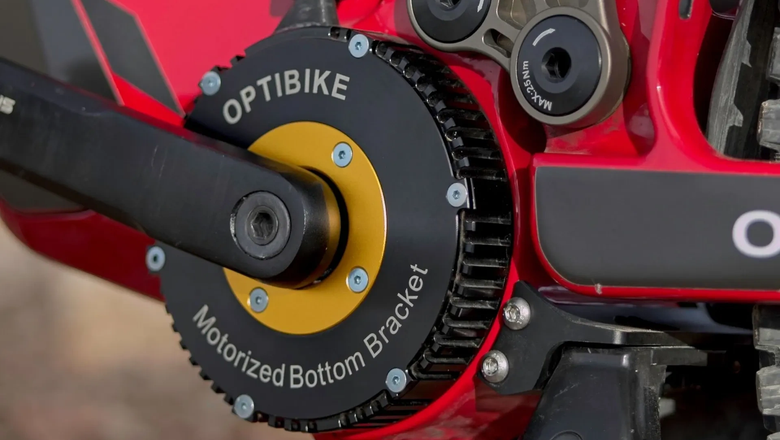 Двигатель среднего привода Riot обеспечивает помощь при педалировании на пяти уровнях настройки до скорости 32 км/ч.