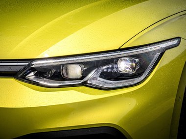 slide image for gallery: 25434 | Volkswagen Golf