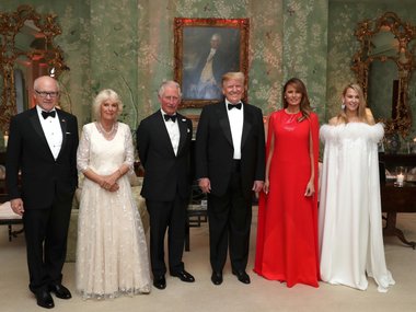 Slide image for gallery: 10638 | Мелания Трамп на ужине в резиденции принца Чарльза