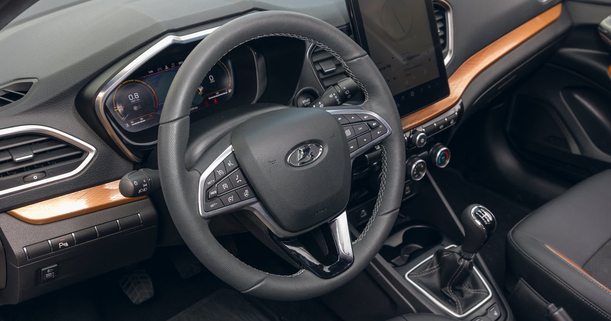 AvtoVAZ Lada Vesta Cars Without Airbags: Dealers Begin Sales From 2024