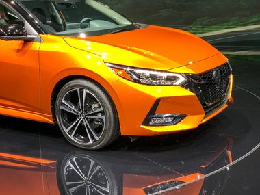 slide image for gallery: 25324 | Nissan Sentra