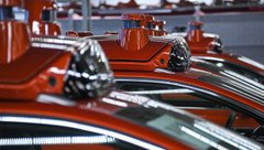 В инжиниринговом цехе по сборке беспилотного автомобиля
