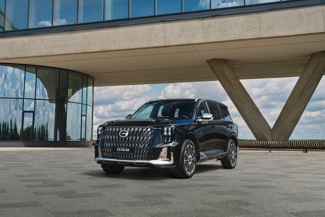 Кроссовер GAC GS8 обзавелся в РФ версией GL с пятиместной компоновкой салона Кроссовер GAC GS8 обзавелся в РФ версией GL с пятиместной компоновкой салона