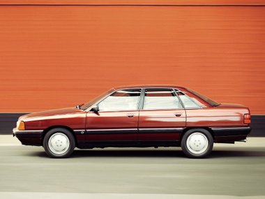 slide image for gallery: 26512 | Audi 100 (C3)