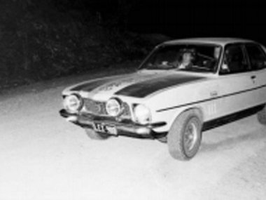 slide image for gallery: 26854 | Holden Torana GTR XU-1