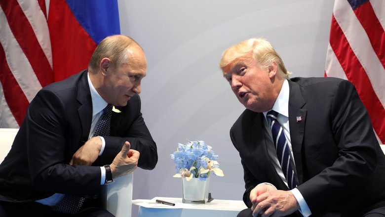 Кто знает, что будет, если двое этих парней не договорятся. Фото: Kremlin.ru