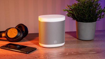 Xiaomi Mi Smart Speaker с голосовым помощником Маруся