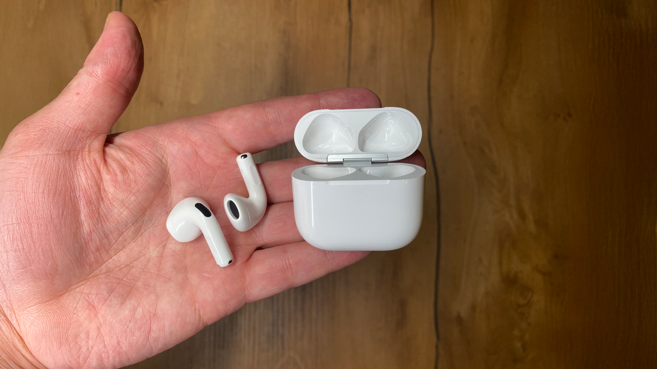 Наушники Apple AirPods 4