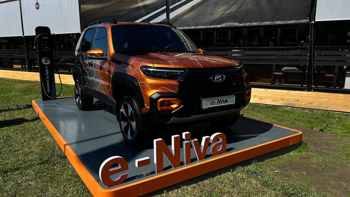 АвтоВАЗ показал электрическую версию Lada Niva Travel (фото и видео) -  Hi-Tech Mail.ru