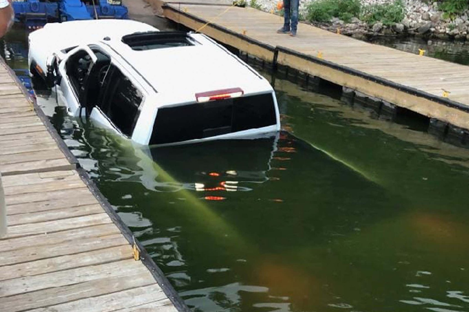 Самые нелепые способы случайно уничтожить автомобиль