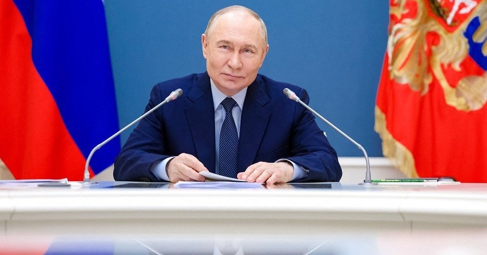 Путин: Всё больше партнеров России принимает участие в ПМЭФ