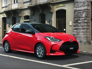 slide image for gallery: 25145 | Toyota Yaris