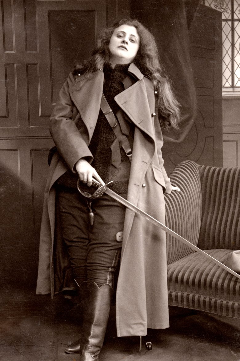Актриса Нора Керин, 1907 год Актриса Нора Керин, 1907 год