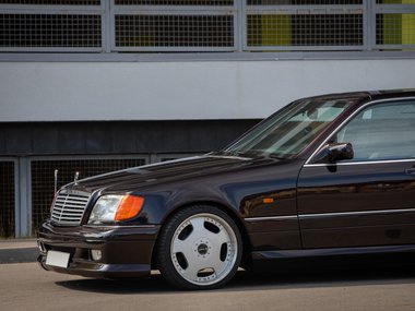Mercedes-Benz W140