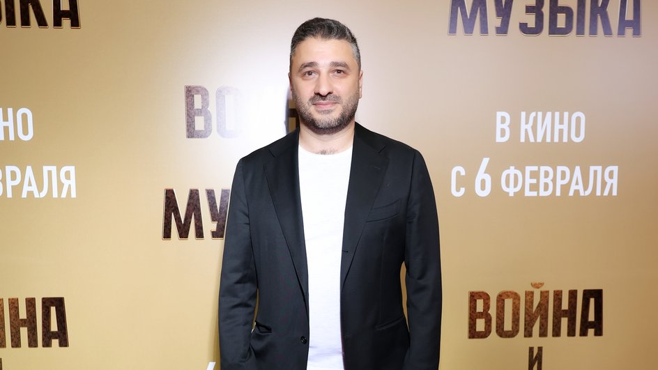 Сарик Андреасян на премьере фильма «Война и музыка», фото: пресс-служба Сарик Андреасян на премьере фильма «Война и музыка», фото: пресс-служба