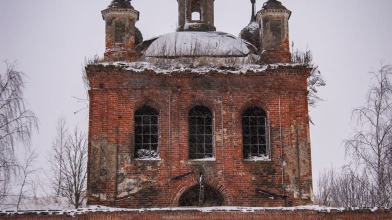 Церковь Николая Чудотворца, село Чуфарово, Ярославская область. Год постройки – между 1811 и 1815.
