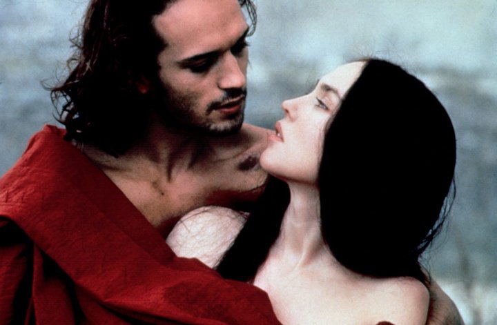Венсану Пересу не впервой была роль романтического возлюбленного (в "Королеве Марго" он - трагическая страсть Маргариты Ла Моль