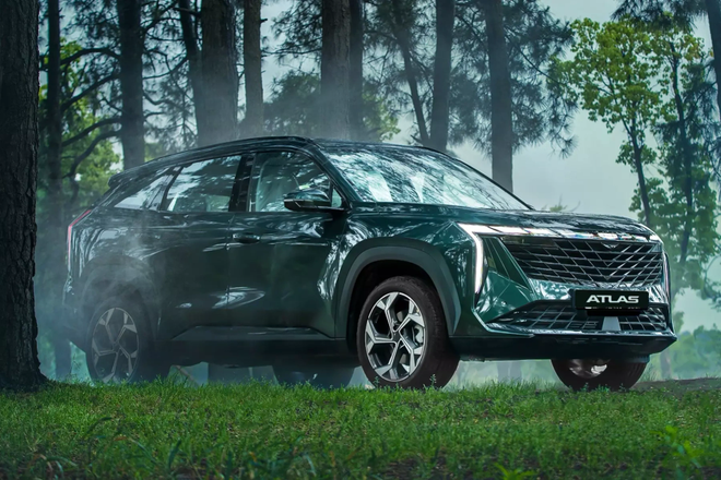 Электрический Geely EX5 и новый Atlas «пропишутся» на заводе «Белджи» Электрический Geely EX5 и новый Atlas «пропишутся» на заводе «Белджи»