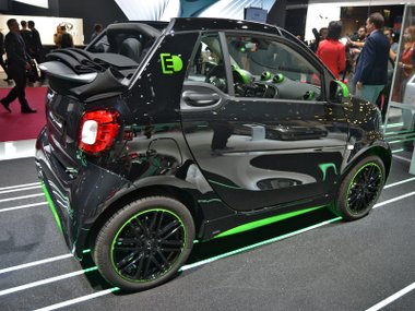 slide image for gallery: 23018 | Smart Electric Drive