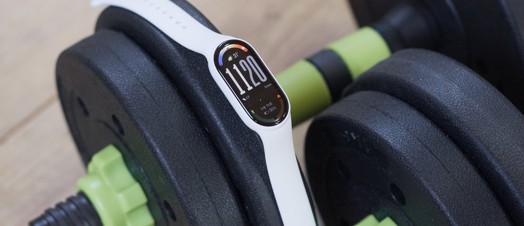 Фитнес-браслет Xiaomi Smart Band 10