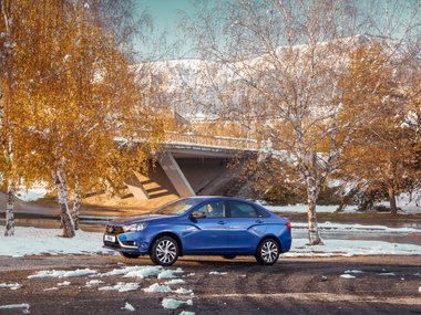 slide image for gallery: 25292 | Lada Vesta