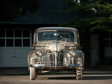 1940 Pontiac DeLuxe Six Transparent Display Car