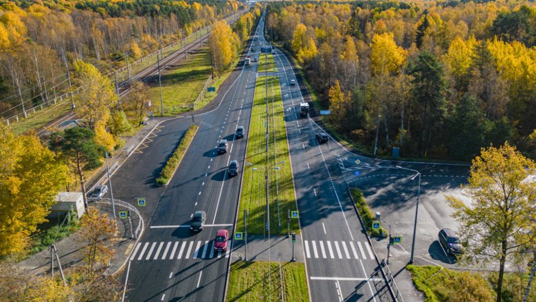 Отремонтированная дорога в Санкт-Петербурге.