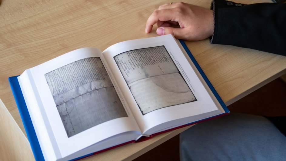 Открытая книга Открытая книга