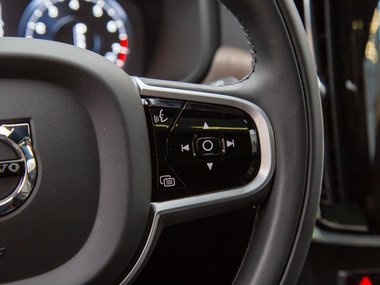 slide image for gallery: 27093 | Volvo V90