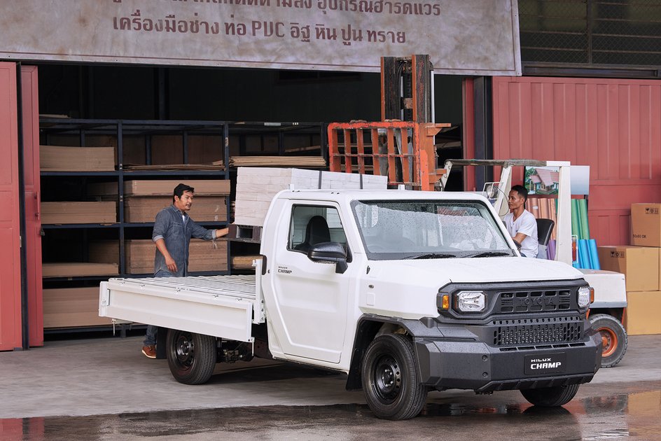 Пикап Hilux Champ, на базе которого создан кроссовер 