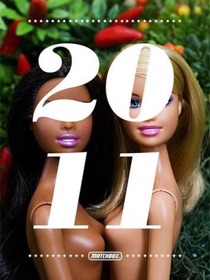 Slide image for gallery: 1218 | Выпущен эротический календарь с голыми Барби (ФОТО)