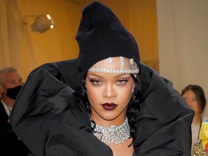 Рианна на Met Gala 2021 Рианна на Met Gala 2021