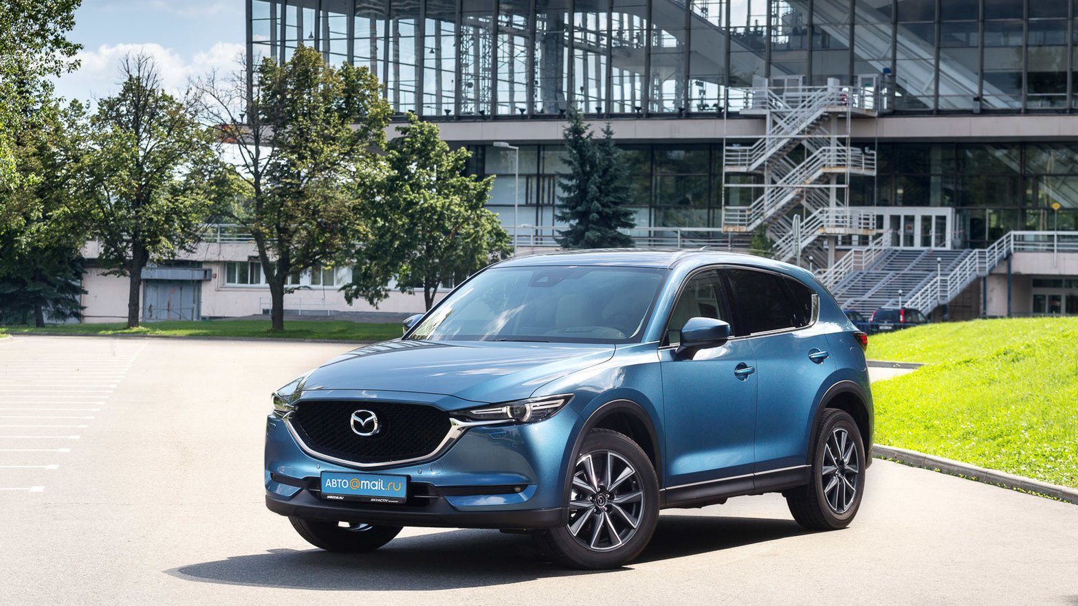 slide image for gallery: 24563 | Mazda CX-5