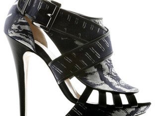 Slide image for gallery: 958 | Nicholas Kirkwood представил новую коллекцию обуви