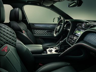 slide image for gallery: 26189 | Bentley Bentayga